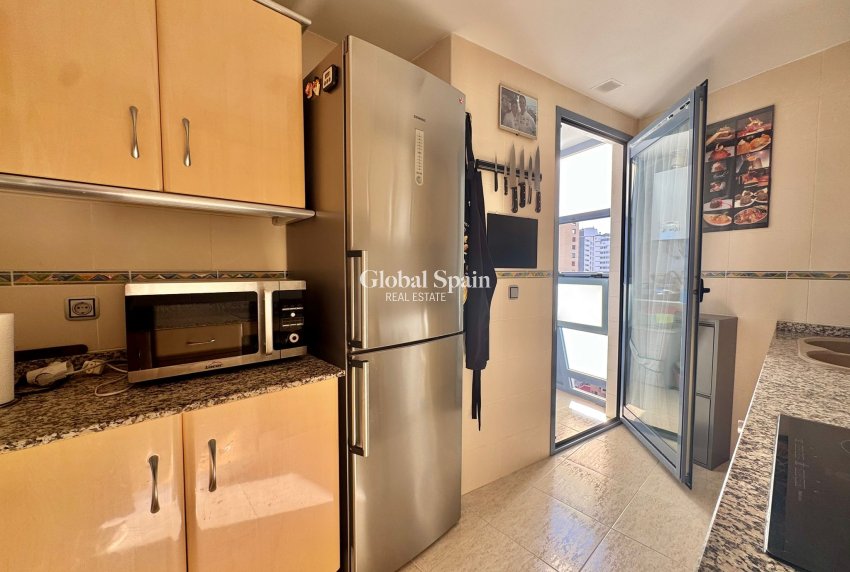 Resale - APARTMENT -
BENIDORM - Costa Blanca