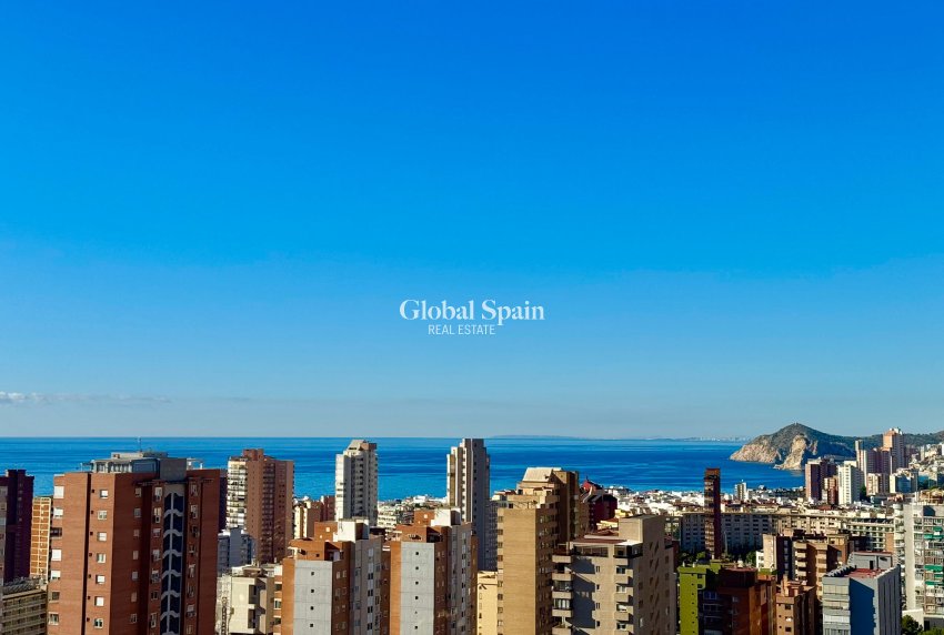 Resale - APARTMENT -
BENIDORM - Costa Blanca