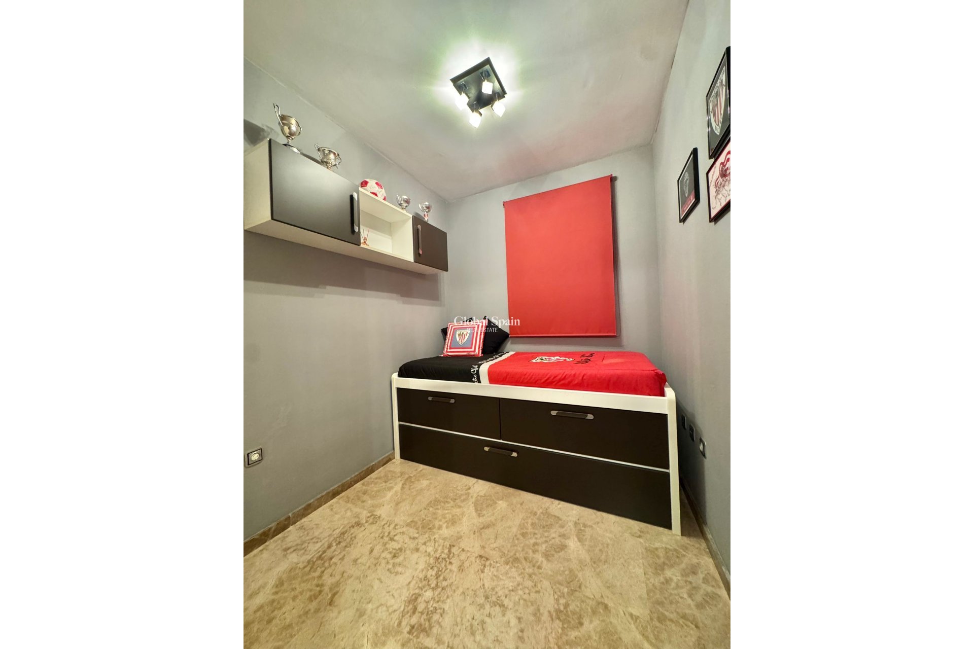 Resale - APARTMENT -
BENIDORM - Costa Blanca