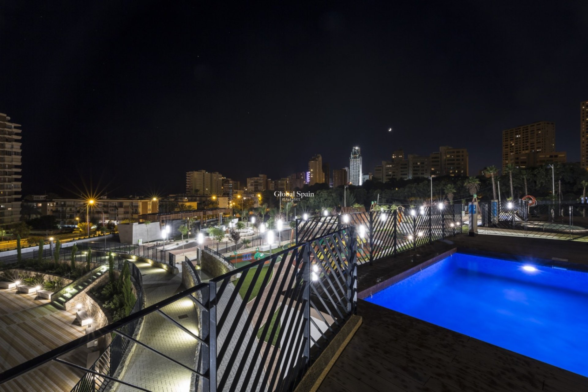 Resale - APARTMENT -
BENIDORM - Costa Blanca