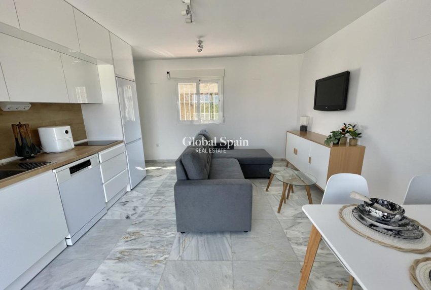 Resale - APARTMENT -
BENIDORM - Costa Blanca