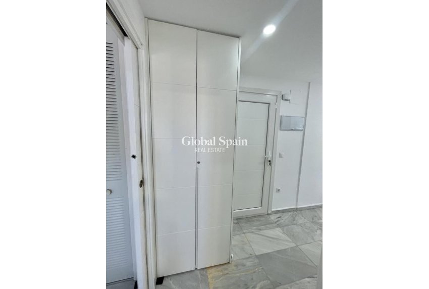 Resale - APARTMENT -
BENIDORM - Costa Blanca