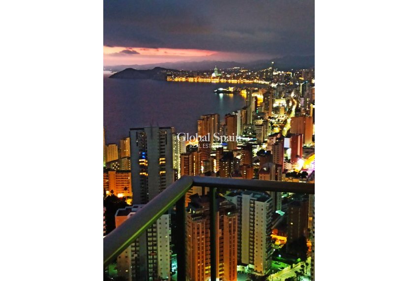 Resale - APARTMENT -
BENIDORM - Costa Blanca