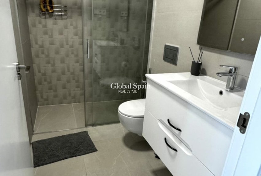 Resale - APARTMENT -
BENIDORM - Costa Blanca