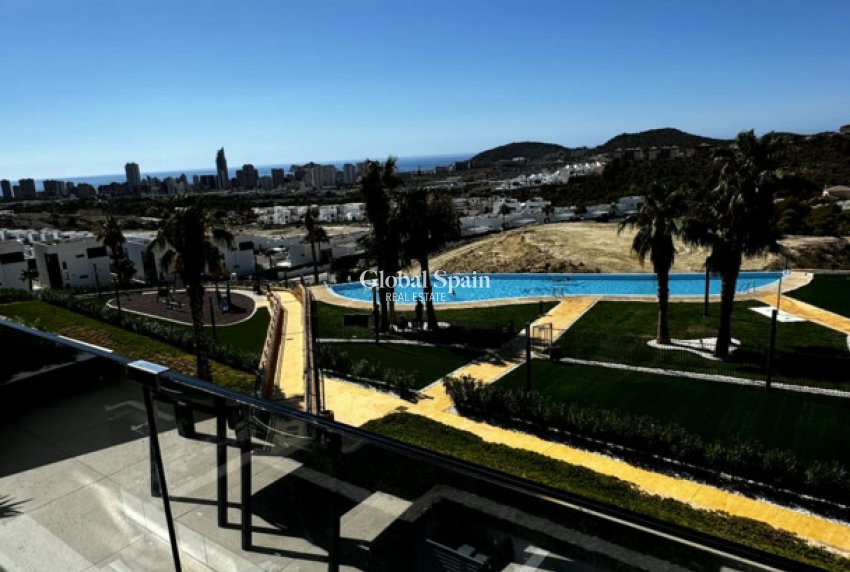 Resale - APARTMENT -
BENIDORM - Costa Blanca