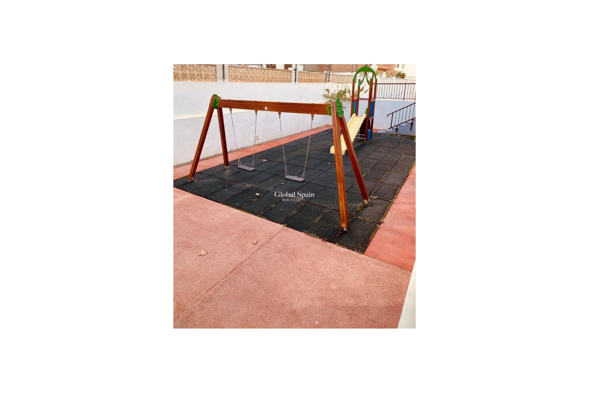 Resale - APARTMENT -
BENIDORM - Costa Blanca