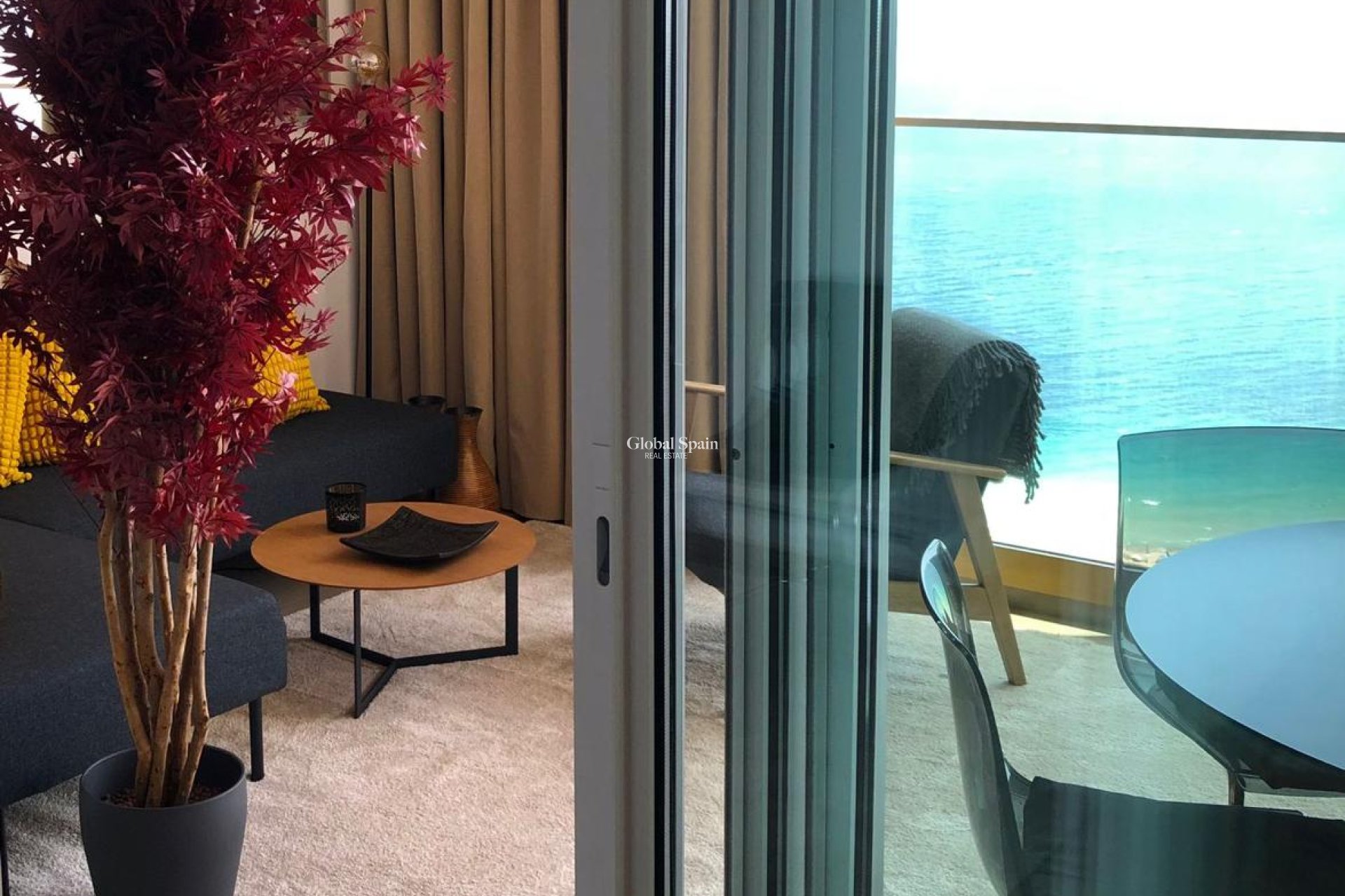 Resale - APARTMENT -
BENIDORM - Costa Blanca