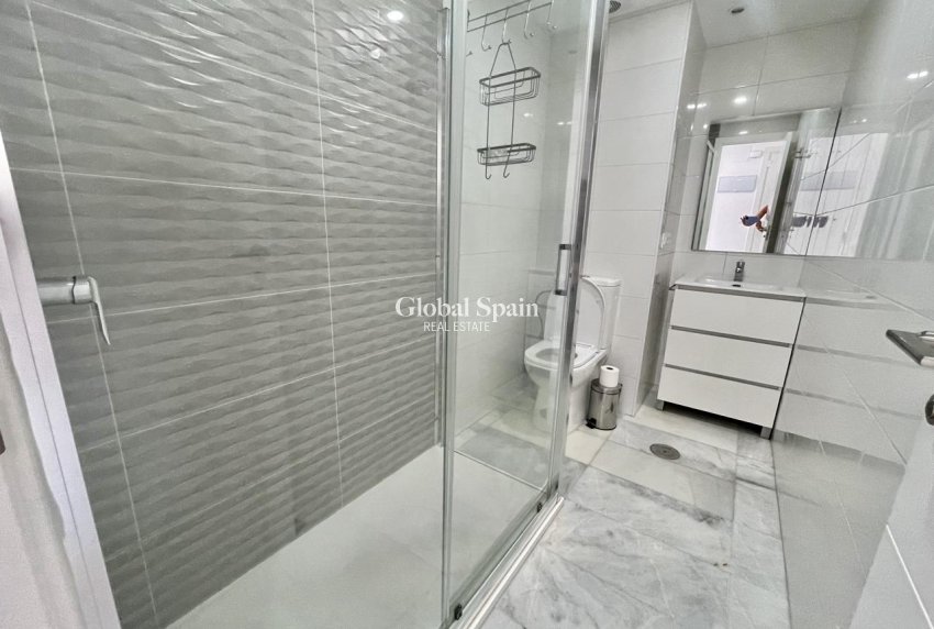 Resale - APARTMENT -
BENIDORM - Costa Blanca