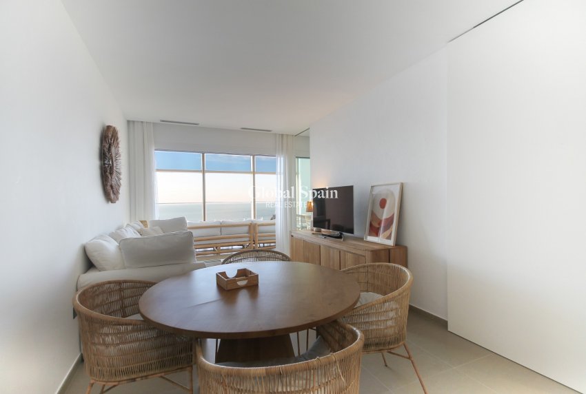 Resale - APARTMENT -
BENIDORM - Costa Blanca