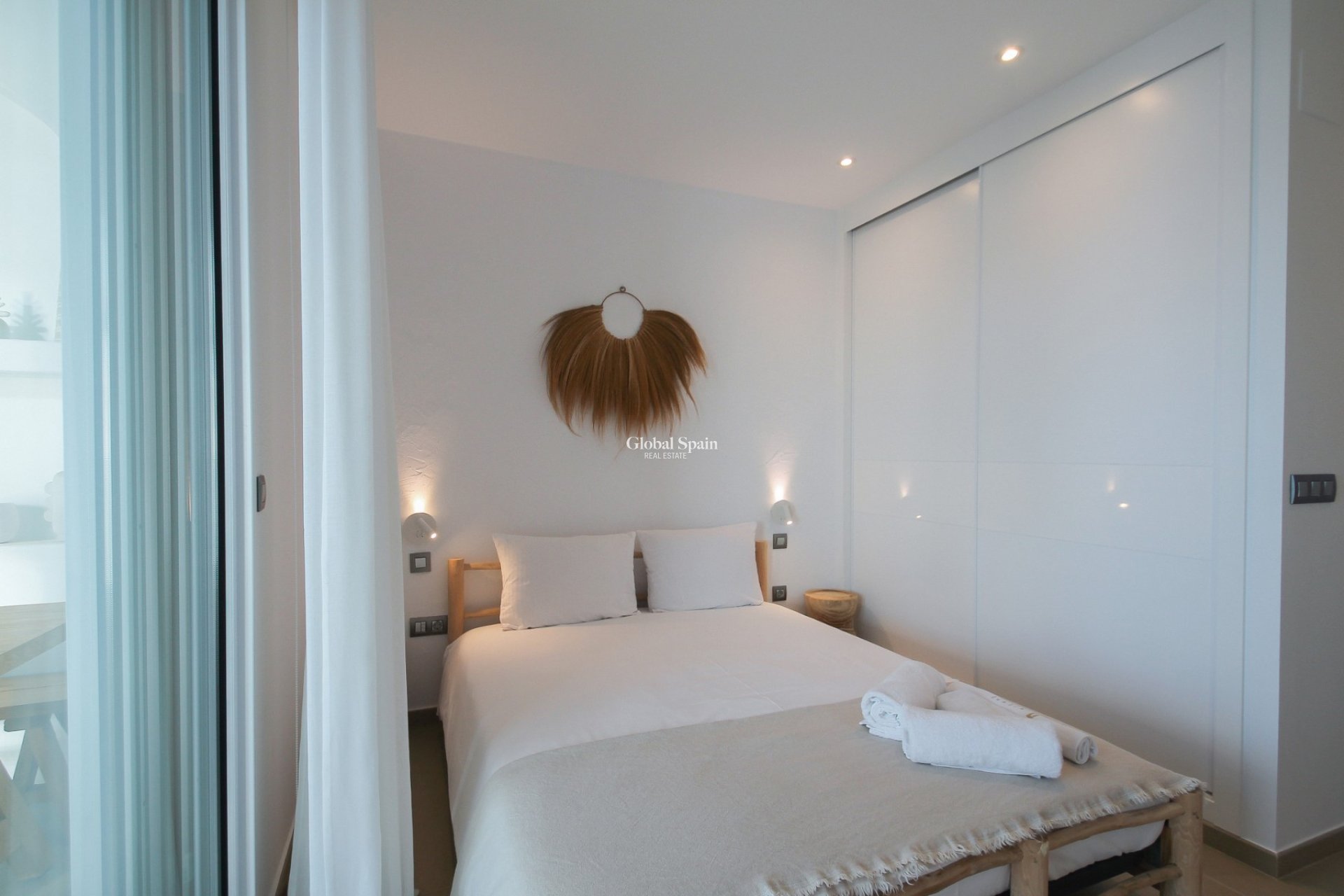 Resale - APARTMENT -
BENIDORM - Costa Blanca