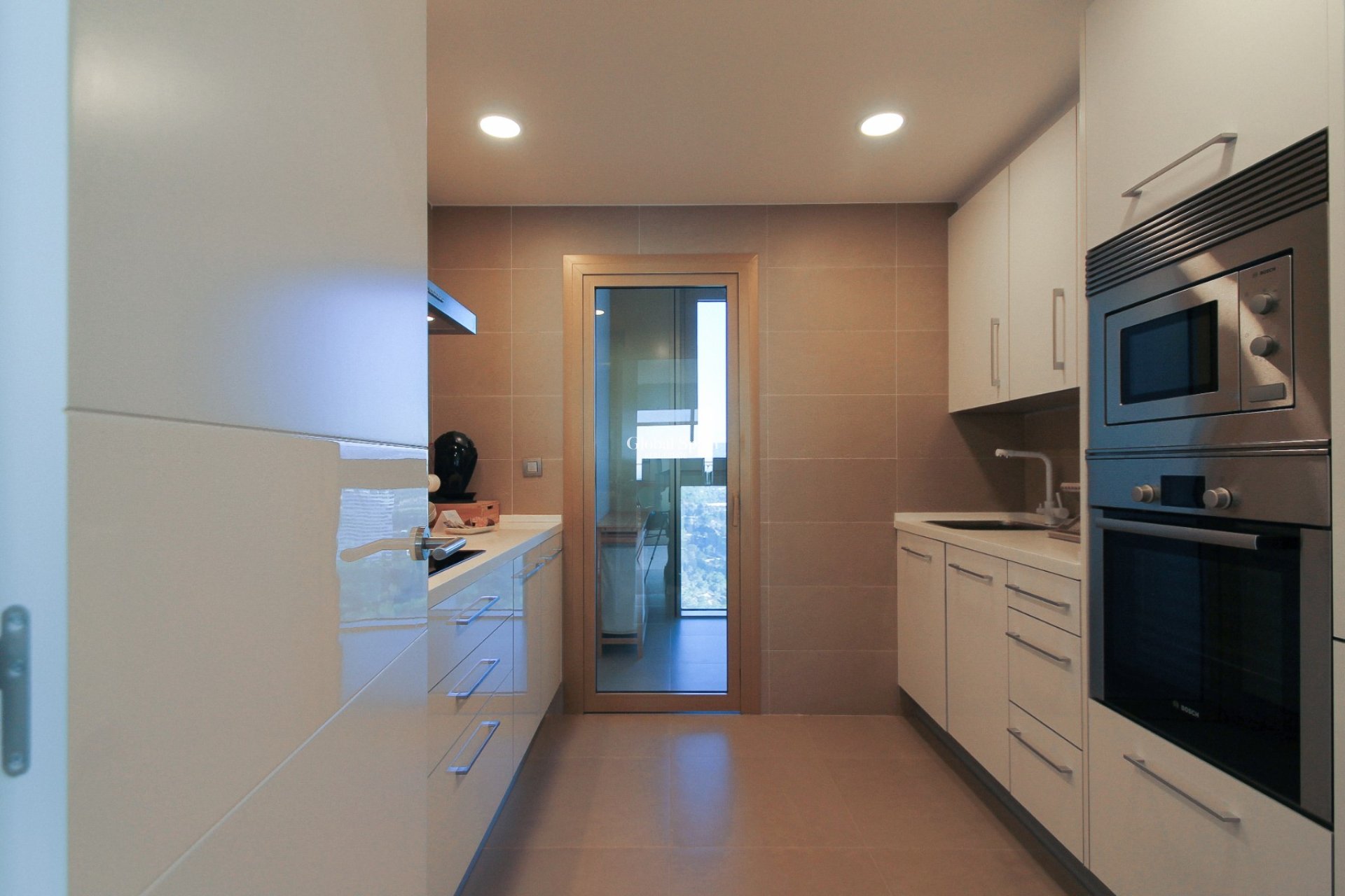 Resale - APARTMENT -
BENIDORM - Costa Blanca