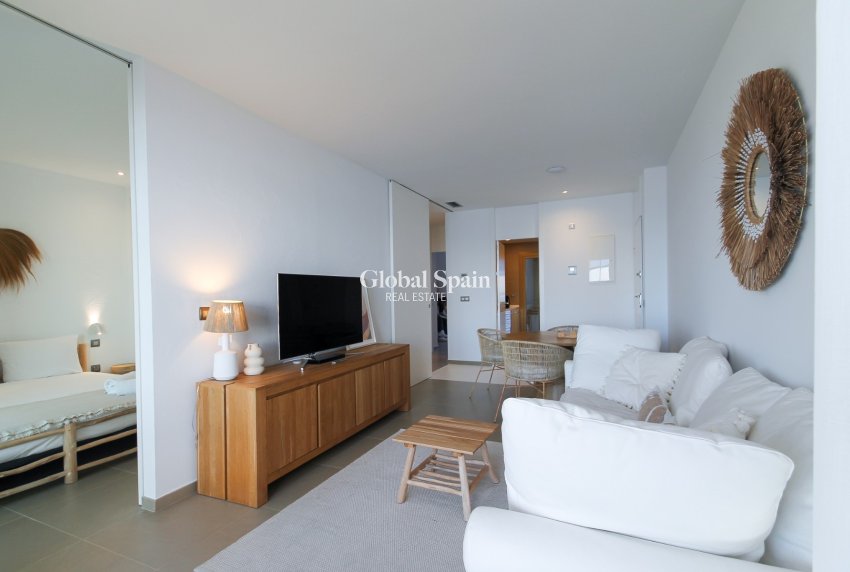Resale - APARTMENT -
BENIDORM - Costa Blanca