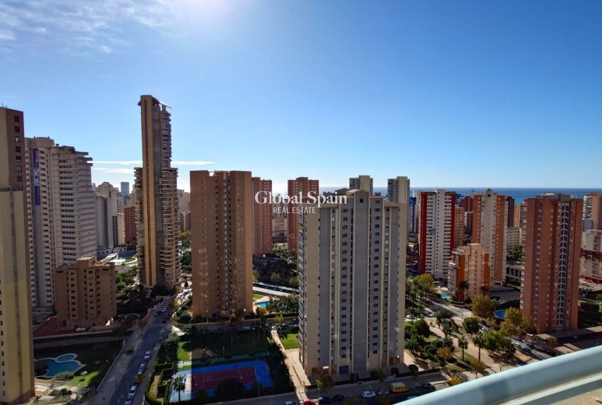 Resale - APARTMENT -
BENIDORM - Levante