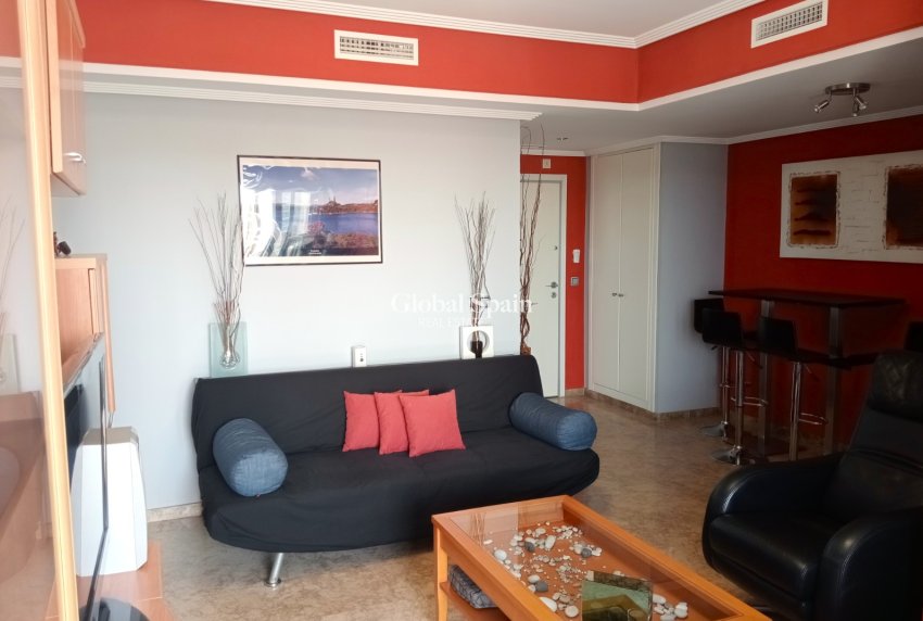 Resale - APARTMENT -
BENIDORM - Levante
