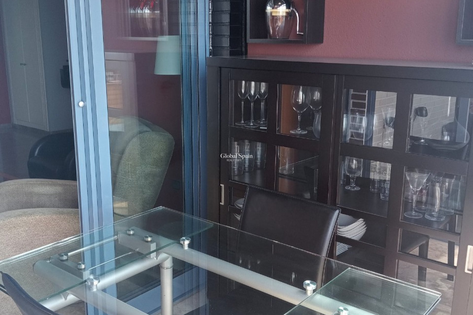 Resale - APARTMENT -
BENIDORM - Levante