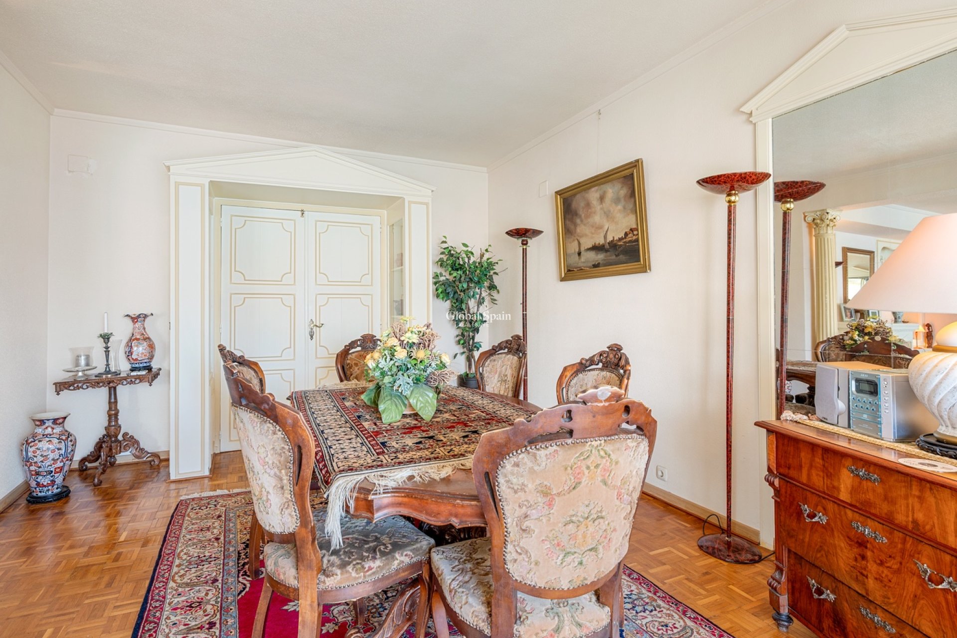 Resale - APARTMENT -
Benidorm - Levante