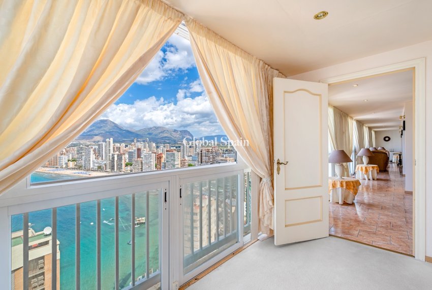 Resale - APARTMENT -
Benidorm - Levante