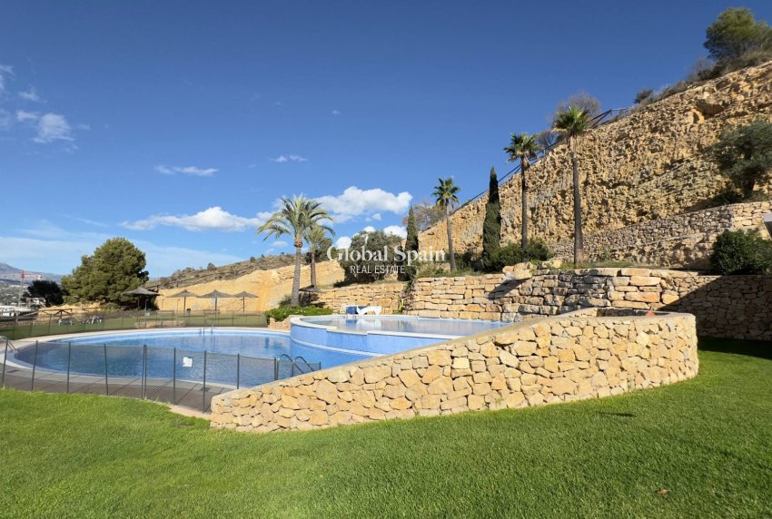 Resale - APARTMENT -
BENIDORM - Levante