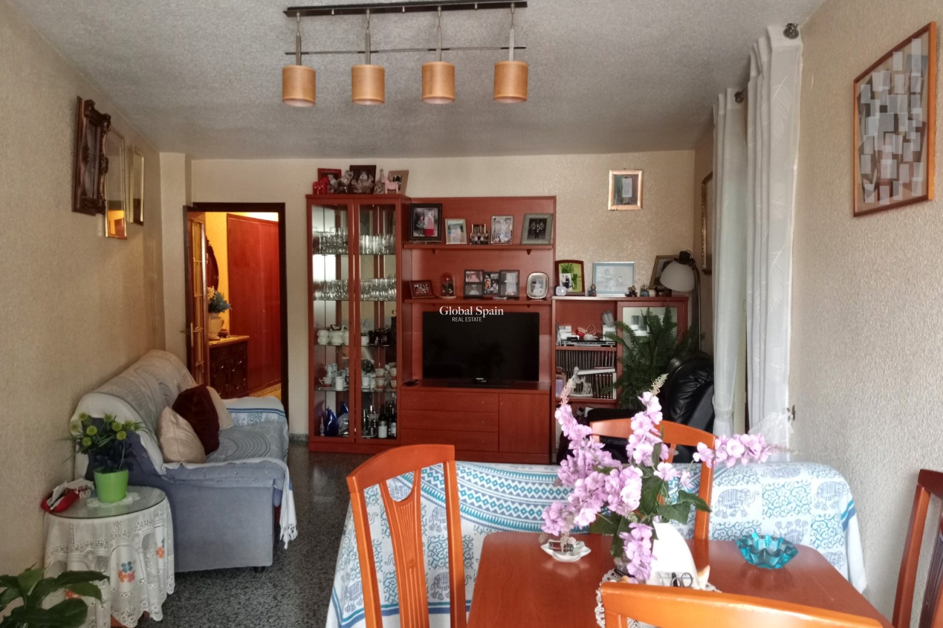 Resale - Apartment -
Benidorm - Levante