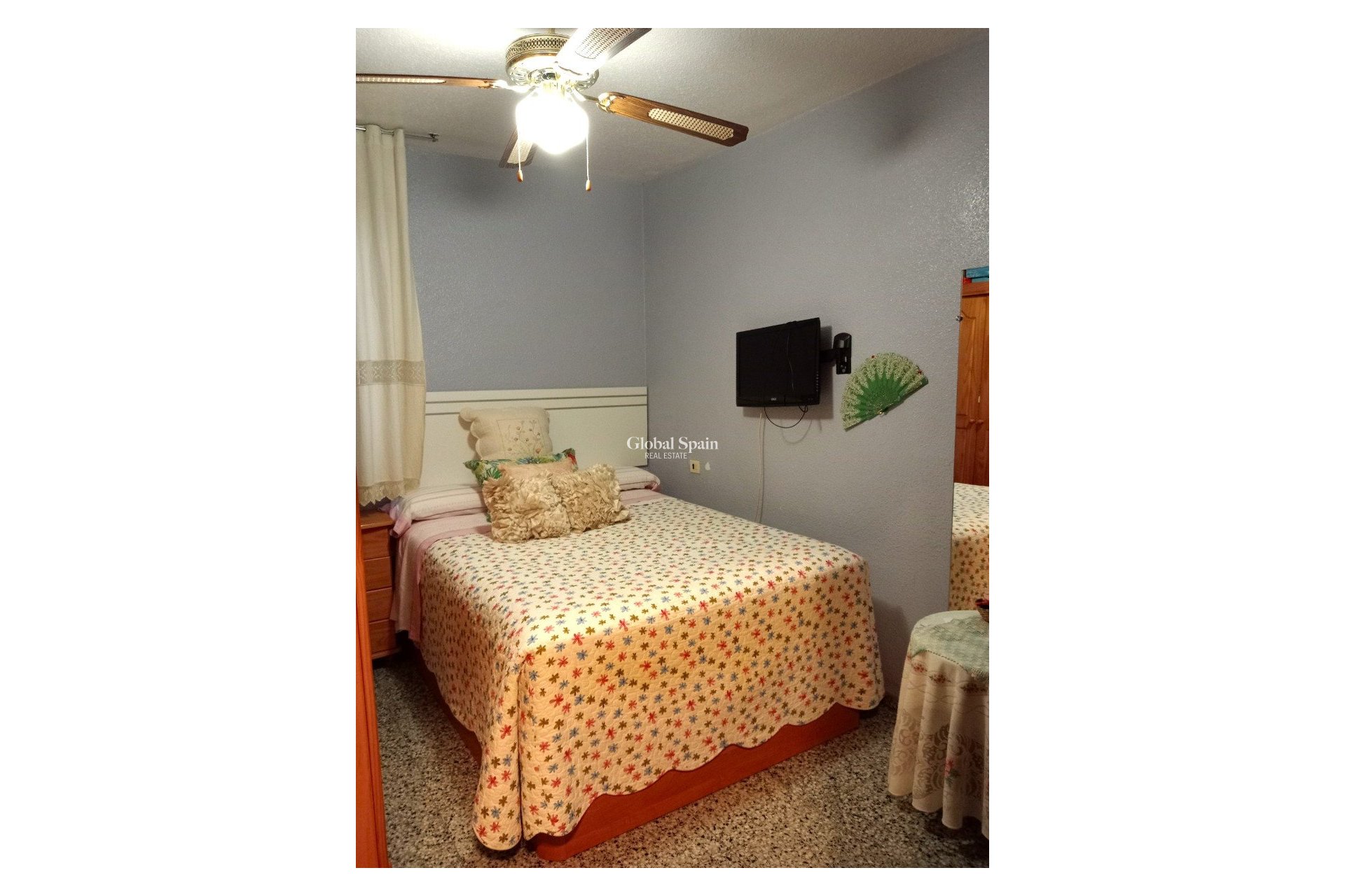 Resale - Apartment -
Benidorm - Levante