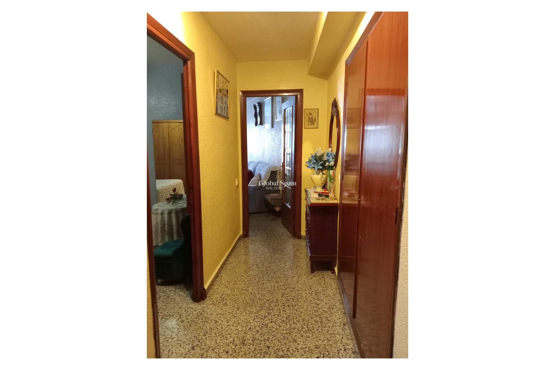 Resale - Apartment -
Benidorm - Levante