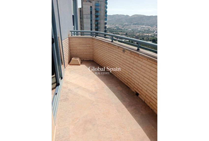 Resale - Apartment -
Benidorm - Levante