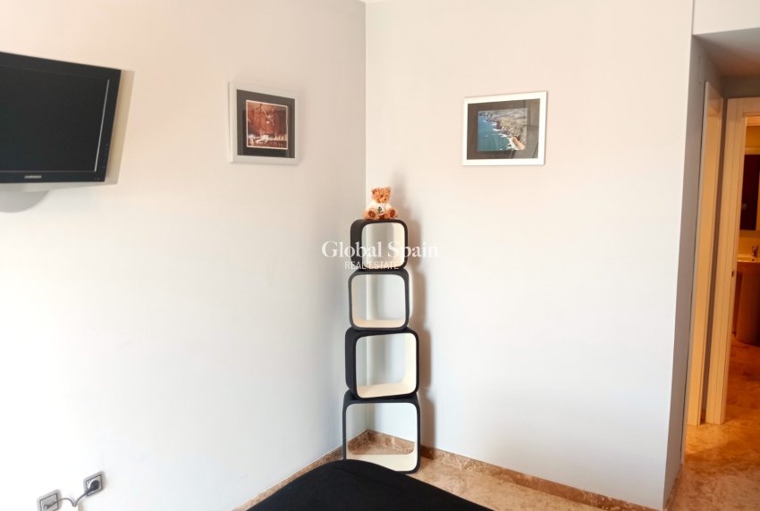 Resale - Apartment -
Benidorm - Levante