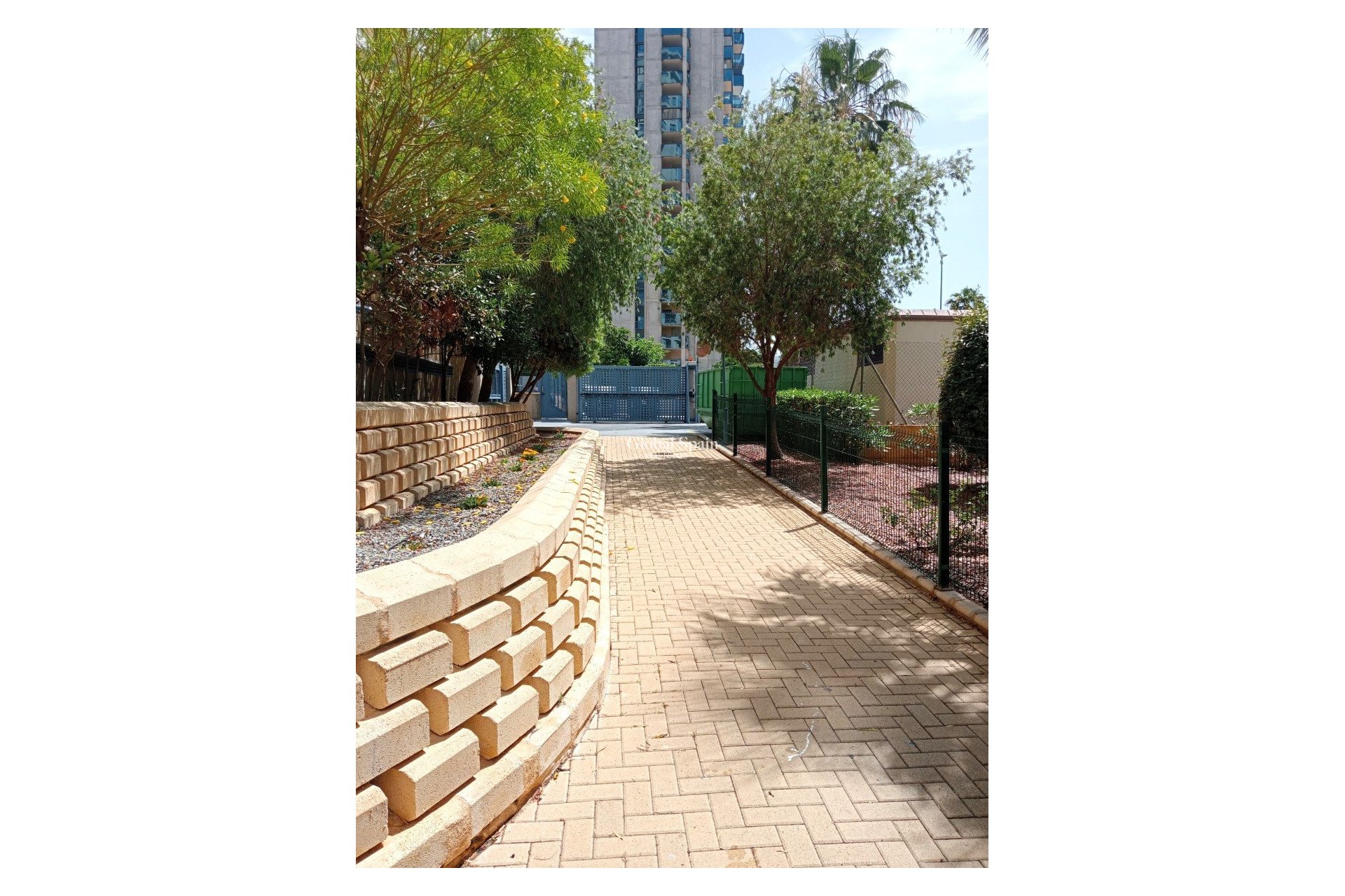 Resale - Apartment -
Benidorm - Levante