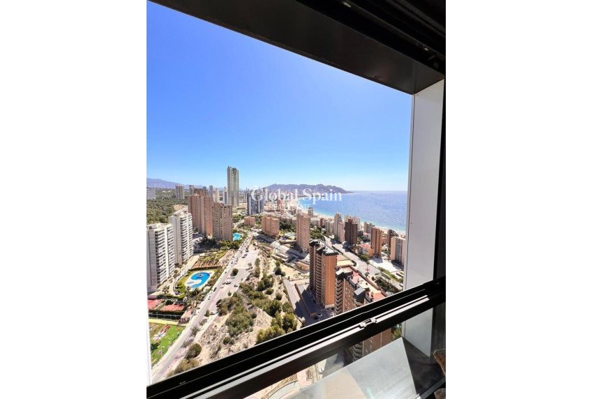 Resale - APARTMENT -
BENIDORM - Playa de Poniente