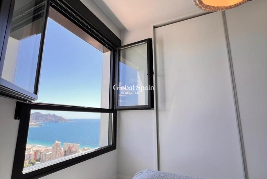 Resale - APARTMENT -
BENIDORM - Playa de Poniente