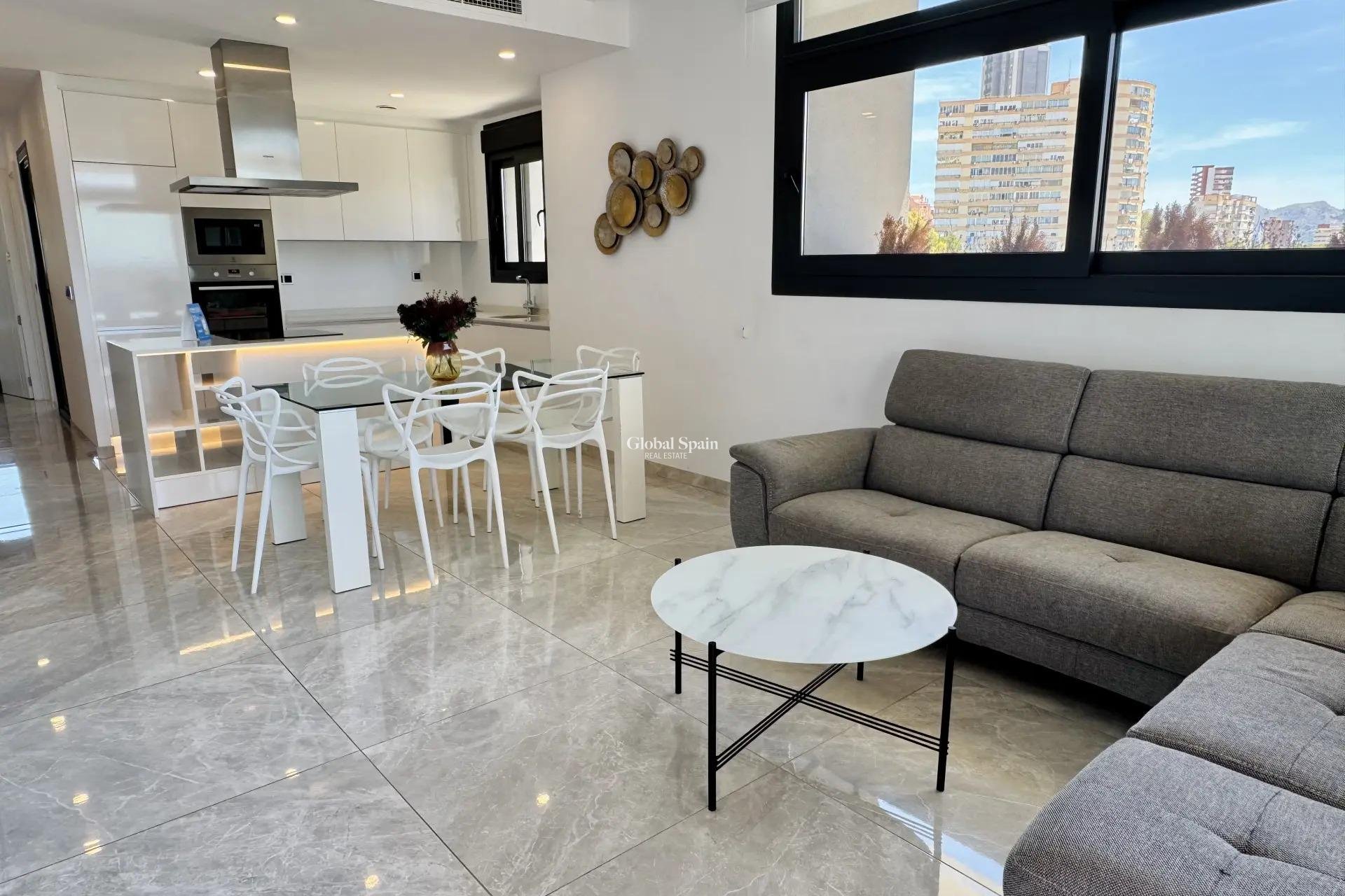 Resale - APARTMENT -
BENIDORM - Playa de Poniente