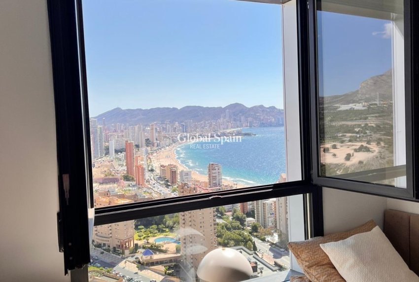 Resale - APARTMENT -
BENIDORM - Poniente