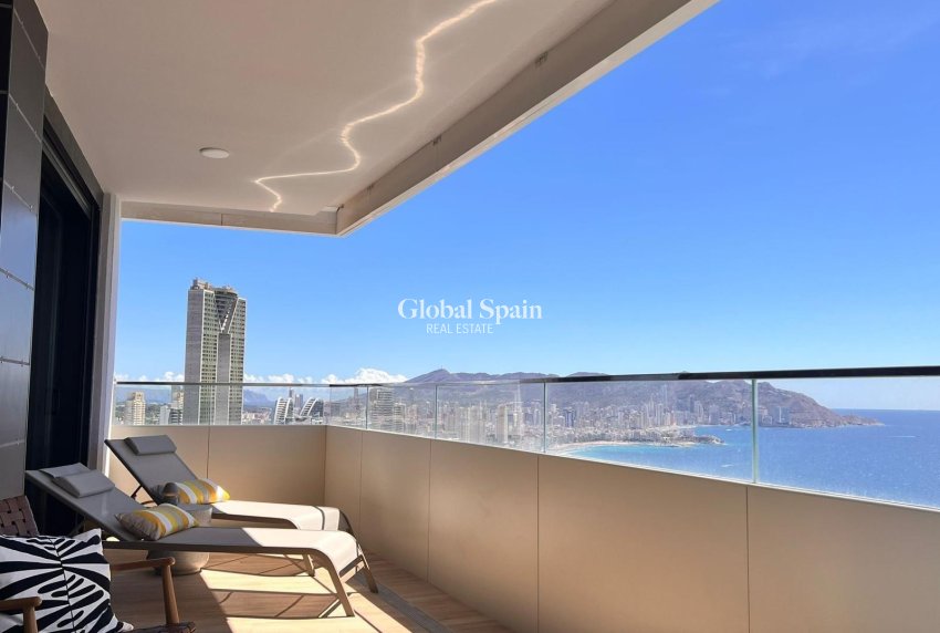 Resale - APARTMENT -
BENIDORM - Poniente