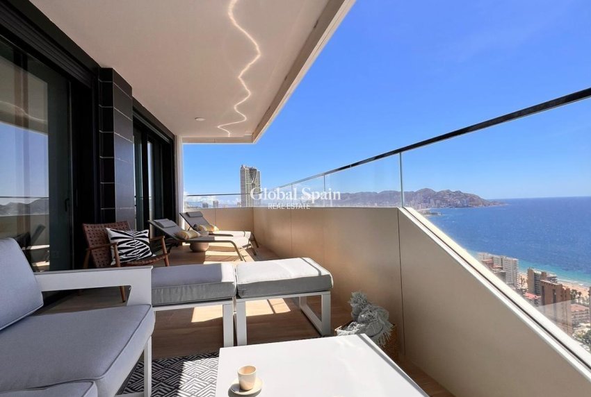 Resale - APARTMENT -
BENIDORM - Poniente