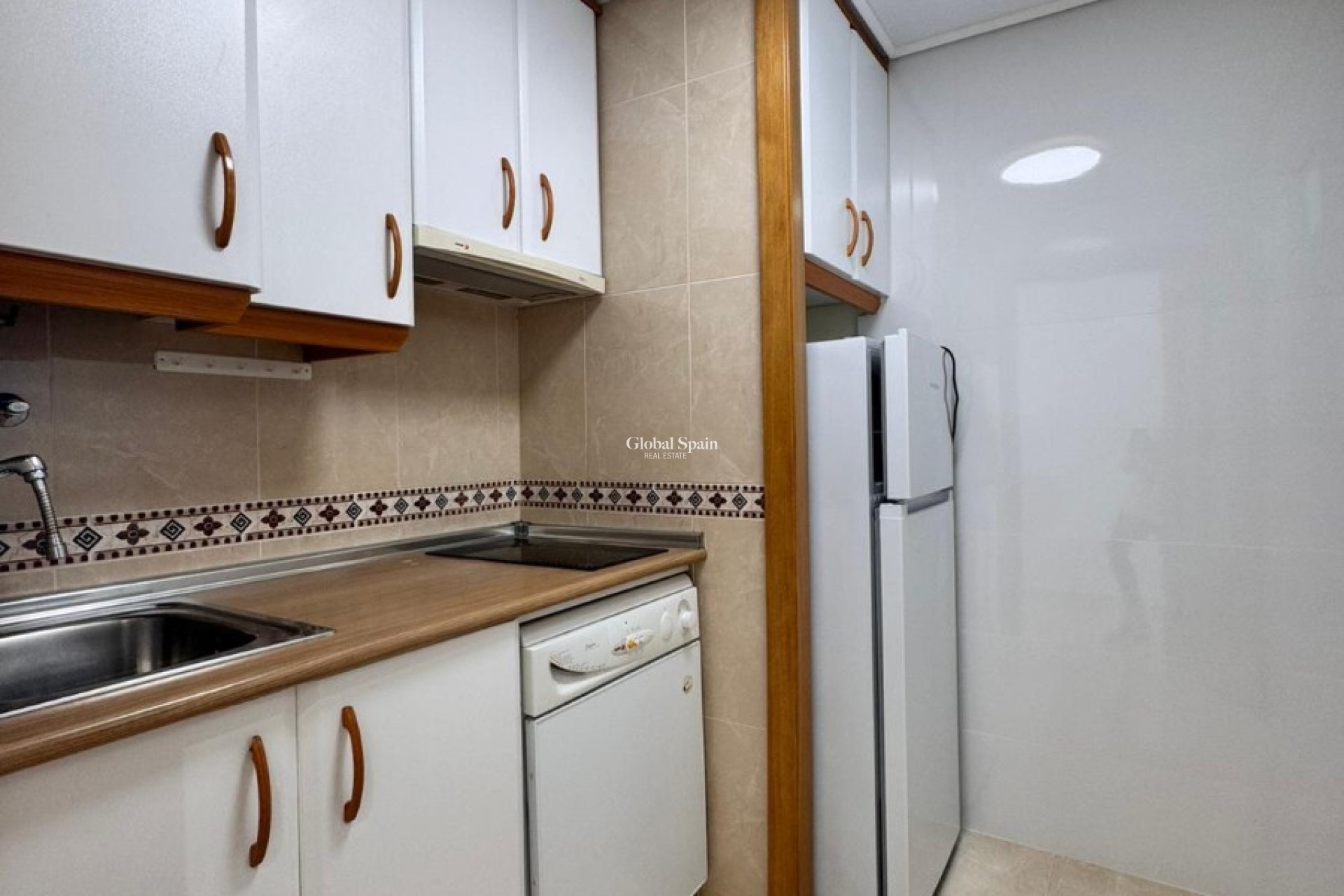 Resale - APARTMENT -
BENIDORM - Rincón de Loix