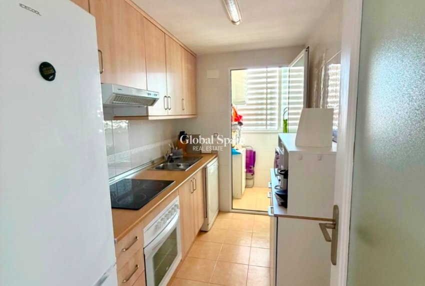 Resale - APARTMENT -
BENIDORM - Rincón de Loix