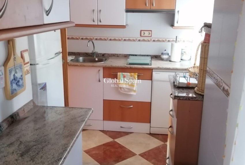 Resale - APARTMENT -
BENIDORM - Rincón de Loix