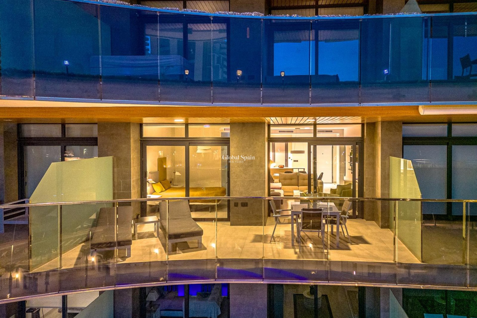 Resale - APARTMENT -
BENIDORM - Zona de Poniente