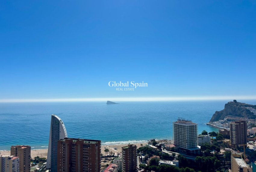 Resale - APARTMENT -
BENIDORM - Zona de Poniente