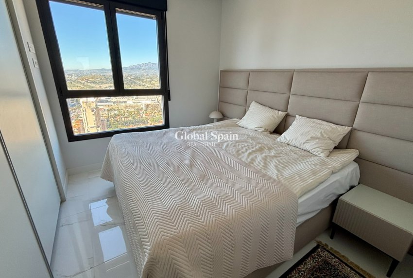 Resale - APARTMENT -
BENIDORM - Zona de Poniente