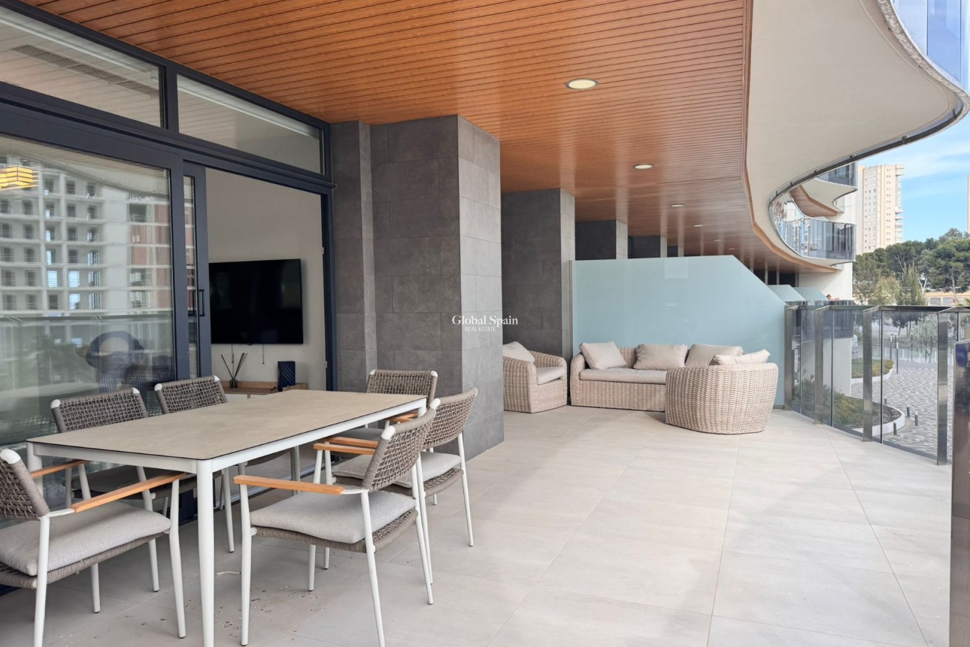 Resale - APARTMENT -
BENIDORM - Zona de Poniente