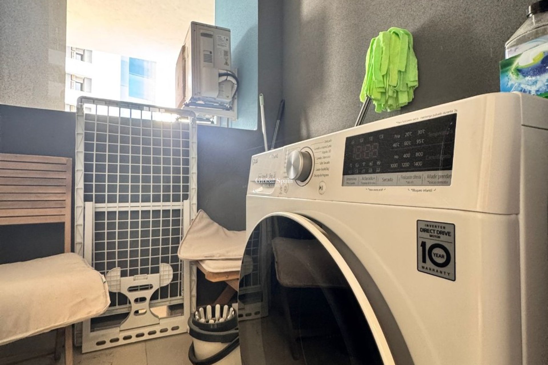 Resale - APARTMENT -
BENIDORM - Zona de Poniente