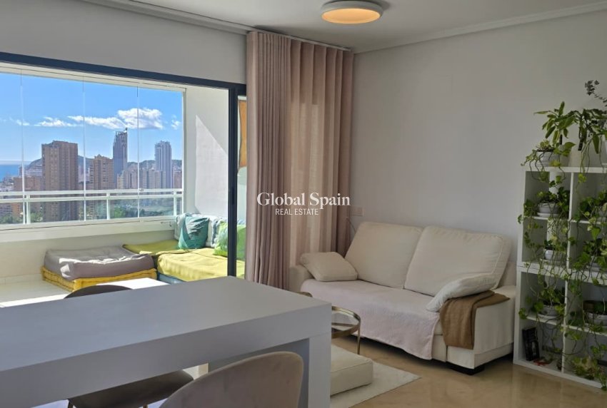Resale - APARTMENT -
BENIDORM - Zona de Poniente