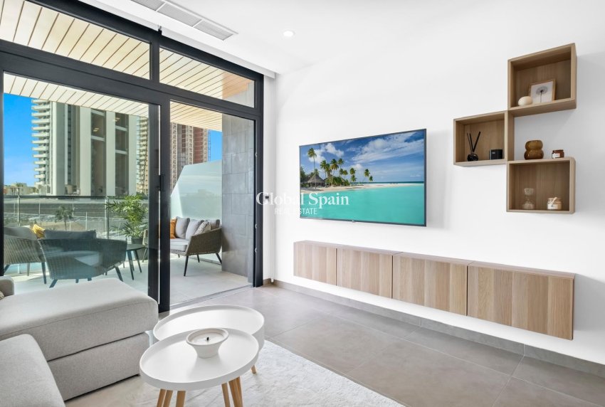 Resale - APARTMENT -
BENIDORM - Zona de Poniente