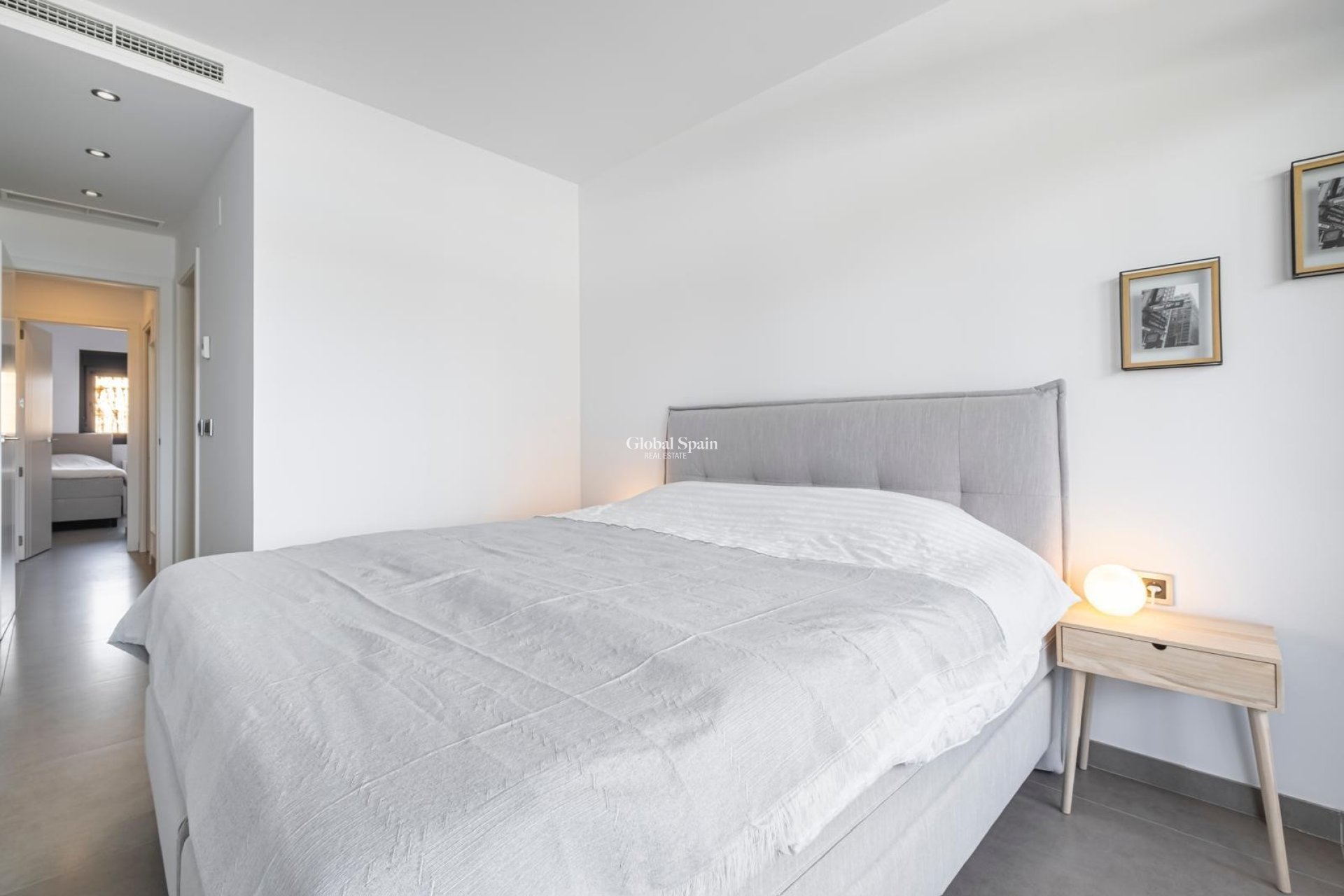 Resale - APARTMENT -
BENIDORM - Zona de Poniente