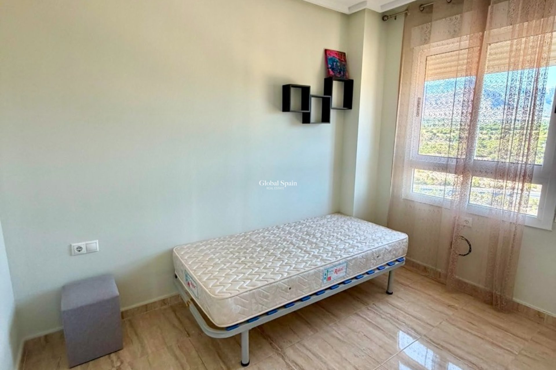 Resale - APARTMENT -
BENIDORM - Zona de Poniente
