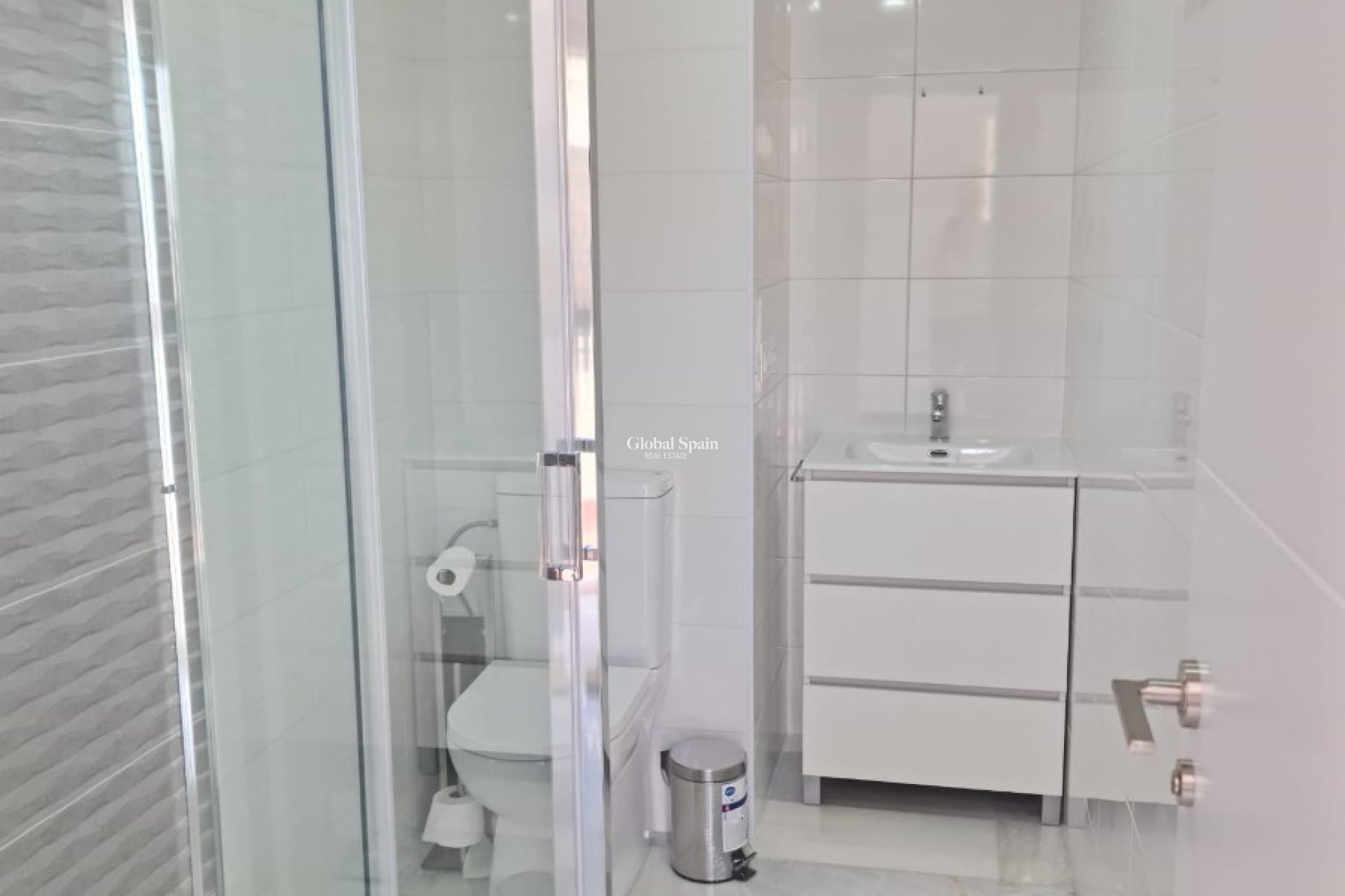 Resale - APARTMENT -
BENIDORM - Zona de Poniente