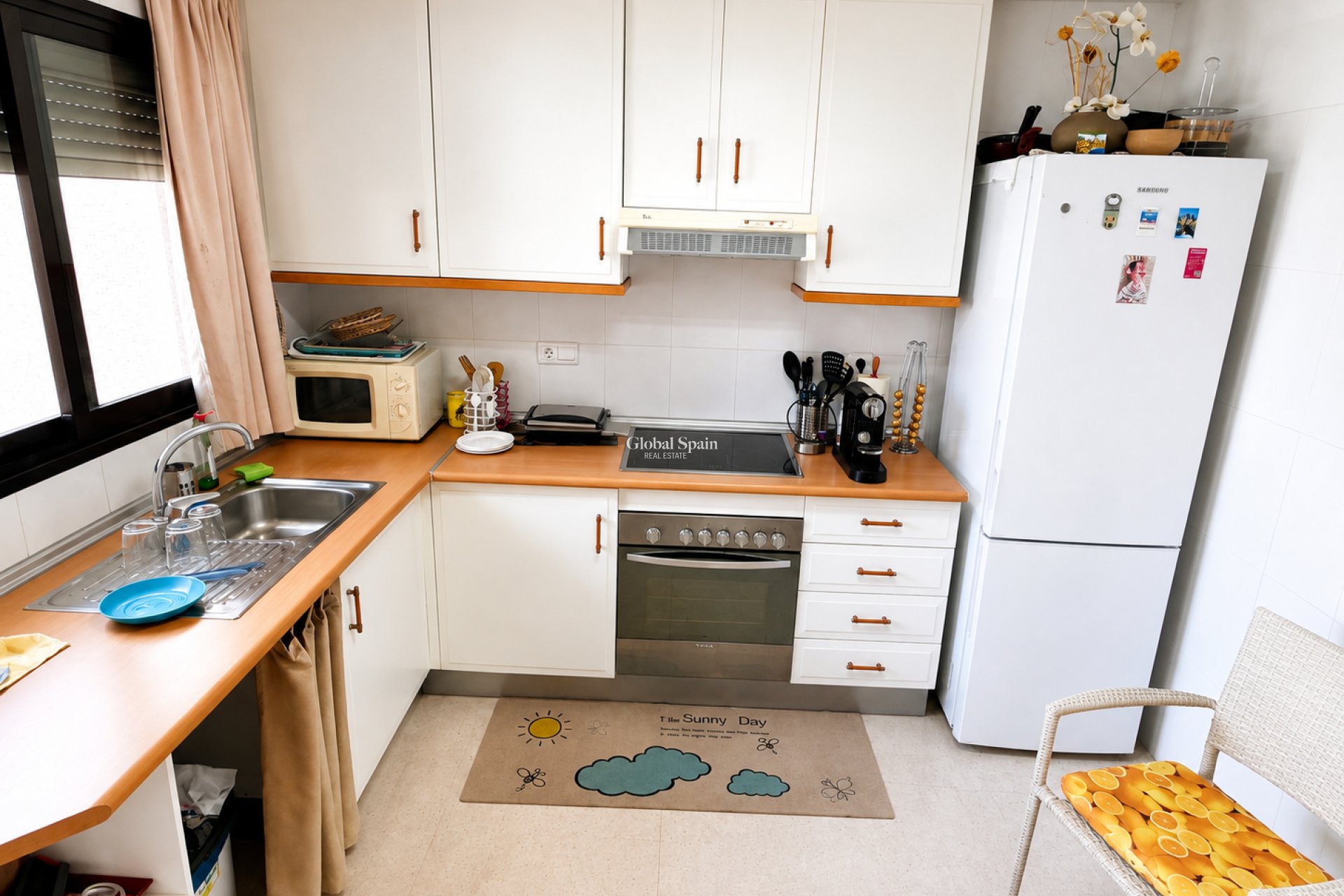 Resale - APARTMENT -
BENIDORM - Zona de Poniente