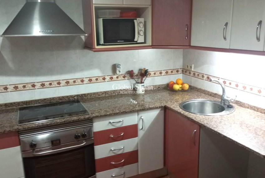 Resale - APARTMENT -
BENIDORM - Zona de Poniente