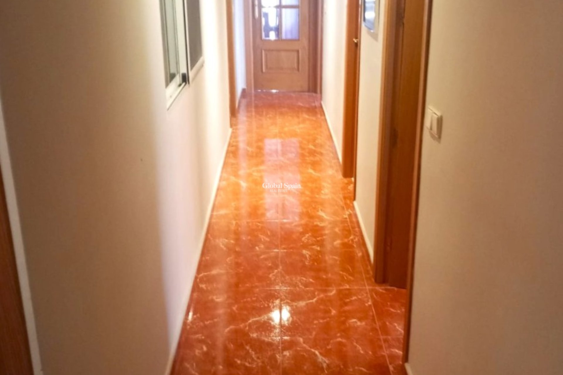 Resale - APARTMENT -
BENIDORM - Zona de Poniente